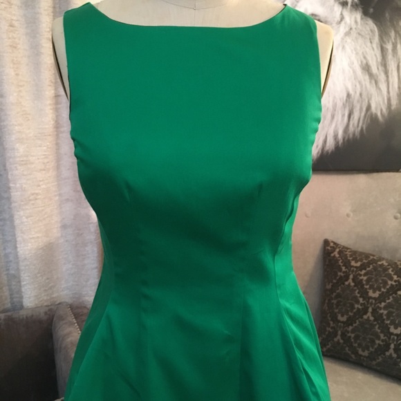 Dresses & Skirts - Kelly Green Mini